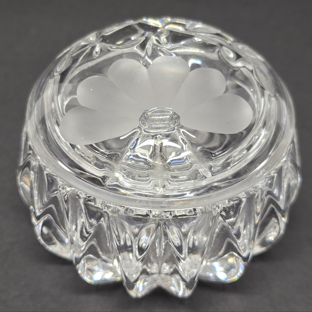 NOT FOR SALE Princess House Crystal Vanity Trinket Box Romance